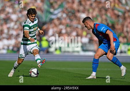 Glasgow, UK. 3rd June, 2023. Jota of Celtic and Cameron Harper of Inverness Caledonian Thistleduring the Scottish Cup match at Hampden Park, Glasgow. Picture credit should read: Neil Hanna/Sportimage Credit: Sportimage Ltd/Alamy Live News Stock Photo