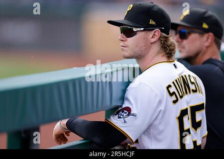 Pittsburgh Pirates right fielder Jack Suwinski plays during the
