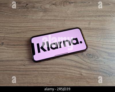 Konskie, Poland - May 28, 2023: Klarna fintech company logo displayed on mobile phone screen Stock Photo