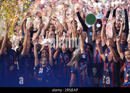 Eindhoven, Netherlands. 03rd June, 2023. Eindhoven, Netherlands, June 3rd 2023: FC BARCELONA after winning the UEFA Womens Champions League final football match against VFL Wolfsburg at Philips Stadion in Eindhoven, Netherlands. (Julia Kneissl/SPP) Credit: SPP Sport Press Photo. /Alamy Live News Stock Photo