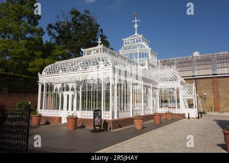 Charles Harrison Townsend's Victorian Conservatory, Horniman Museum, Horniman Gardens, Forest Hill, London, SE23, England, UK Stock Photo