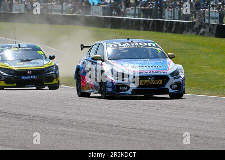 Andover, UK. 04th June, 2023. Thruxton Circuit, Andover, Hampshire, UK on June 04 2023. Tom Ingram, Bristol Street Motors with EXCELR8 TradePriceCars.com, Hyundai i30N in second leads over Josh Cook, One Motorsport with Starline Racing, Honda Civic Type R during round 11 of the Kwik Fit British Touring Car Championships (BTCC) at Thruxton Circuit, Andover, Hampshire, UK on June 04 2023. Credit: Francis Knight/Alamy Live News Stock Photo