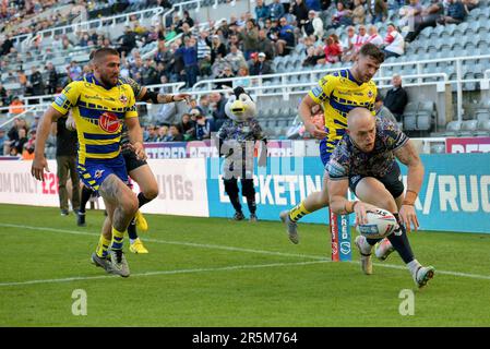 Betfred Super League Rugby, Magic Weekend, St James Park, Newcastle, Sunday 4th June 2023, Hull FC 30 - 18 Warrington Wolves, United Kingdom Stock Photo