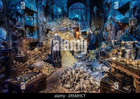 Bank vault set from Harry Potter ad the Deathly Hallows Part 2 at The Warner Brothers Harry Potter Studio Tour in Watford, UK Stock Photo