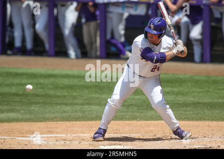 Baton Rouge, LA, USA. 4th June, 2023. LSU's Cade Beloso (24) watches a ball during NCAA Baseball Regional action between the Oregon State Beavers and the LSU Tigers at Alex Box Stadium, Skip Bertman Field in Baton Rouge, LA. Jonathan Mailhes/CSM/Alamy Live News Stock Photo