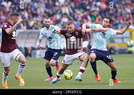 Torino, Italy. 03rd June, 2023. Italy, Turin, june 3 2023: Nikola Vlasic (Torino striker) fights for the ball in the first half during soccer game Torino FC vs FC Inter, Serie A Tim 2022-2023 day38 Turin stadio Olimpico (Photo by Fabrizio Andrea Bertani/Pacific Press) Credit: Pacific Press Media Production Corp./Alamy Live News Stock Photo
