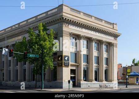 Walla Walla, WA, USA - May 25, 2023; Banner Bank branch on East Alder Street in Walla Walla Washington Stock Photo