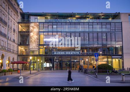 Academy of Arts, Pariser Platz, Mitte, Berlin, Germany Stock Photo