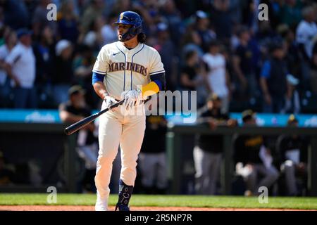Eugenio Suarez of the Seattle Mariners reacts after his walk-off