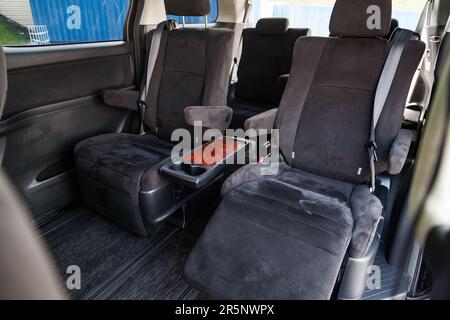 Minivan 2024 captain seats