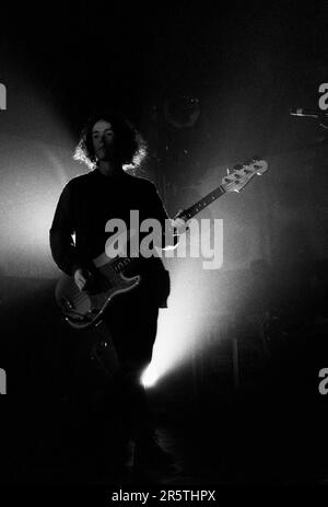 Gerard Love from Teenage Fanclub playing live at Cardiff University on 26 January 1992. Photograph: Rob Watkins Stock Photo