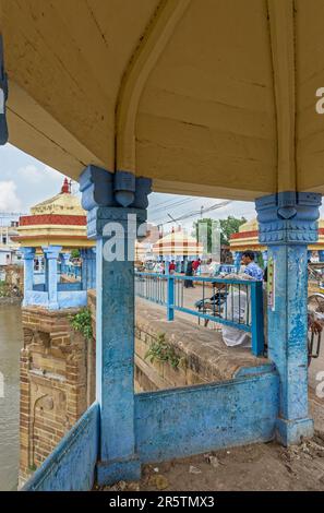 03-oct-2005 Shahi Bridge or Munim Khan's Bridge or Akbari Bridge Afghan architecture on Gomti River Jaunpur Uttar Pradesh INDIA.Asia. Stock Photo