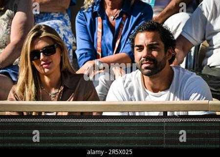 Paris, France, France. 4th June, 2023. Yoann HUGET and Arabella CHI during the eighth day of Roland-Garros 2023, French Open 2023, Grand Slam tennis tournament at the Roland-Garros Stadium on June 04, 2023 in Paris, France. (Credit Image: © Matthieu Mirville/ZUMA Press Wire) EDITORIAL USAGE ONLY! Not for Commercial USAGE! Stock Photo