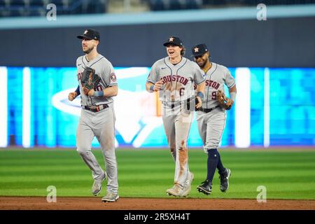 Houston Astros right fielder Kyle Tucker (30) gives a thumbs-ip after the  MLB game between the Houston Astros and the Seattle Mariners on Tuesday,  Jun Stock Photo - Alamy