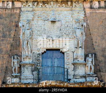 Facade depicting conquering Spanish conquistadors, Casa de Montejo, Merida, Yucatan State, Mexico Stock Photo