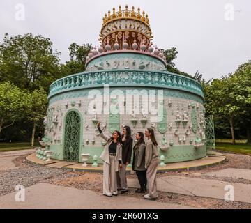 Waddesdon Manor, Buckinghamshire, UK. 6th June, 2023. Wedding Cake - a 12-metre-high sculptural pavilion in the form of a three-tiered wedding cake, clad entirely in more than 25k ceramic tiles - is a major new work by celebrated Portuguese artist Joana Vasconcelos. Part sculpture, part architectural garden folly, Wedding Cake is an extraordinary, enormous, fully immersive sculpture which combines pâtisserie and architecture.Paul Quezada-Neiman/Alamy Live News Credit: Paul Quezada-Neiman/Alamy Live News Stock Photo