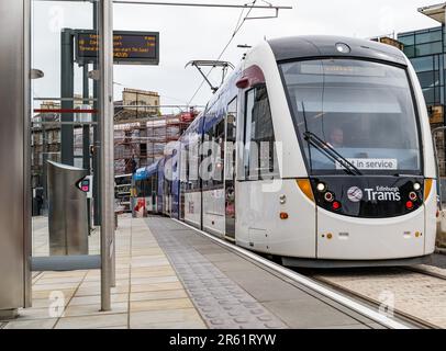 Tram at Picardy Place tram stop, Edinburgh trams, Scotland, UK Stock Photo