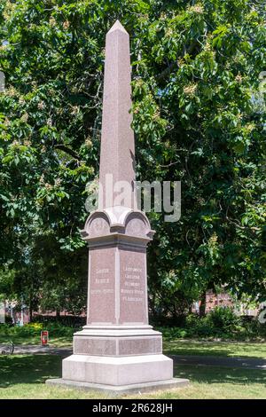 HMS Powerful Memorial in Victoria Park, Portsmouth city centre, Hampshire, England, UK Stock Photo