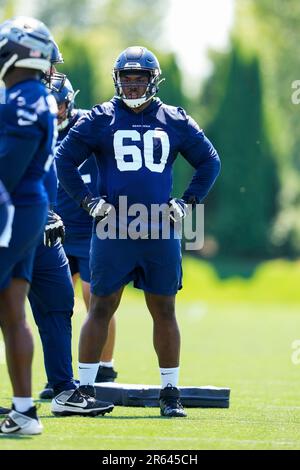 Seahawks Sign Guard Phil Haynes To Practice Squad