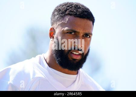 Seattle Seahawks cornerback Lance Boykin (18) and safety Julian Love (20)  jog on the field before the NFL football team's mock game, Friday, Aug. 4,  2023, in Seattle. (AP Photo/Lindsey Wasson Stock Photo - Alamy