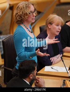 Scottish Government's circular economy minister Lorna Slater making a statement to MSPs in the Scottish Parlaiment, Edinburgh , on the planned deposit return scheme. Picture date: Wednesday June 7, 2023. Stock Photo