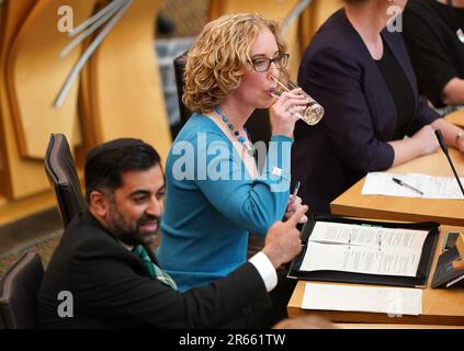 Scottish Government's circular economy minister Lorna Slater making a statement to MSPs in the Scottish Parlaiment, Edinburgh , on the planned deposit return scheme. Picture date: Wednesday June 7, 2023. Stock Photo