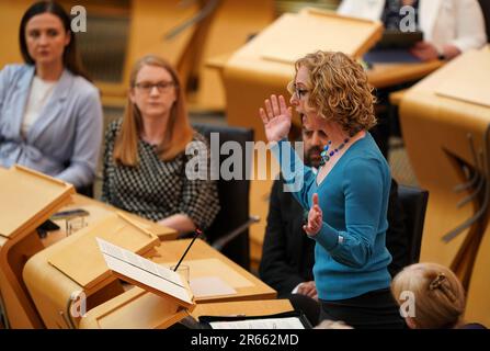 Scottish Government's circular economy minister Lorna Slater making a statement to MSPs in the Scottish Parlaiment, Edinburgh , on the planned deposit return scheme. Picture date: Wednesday June 7, 2023. Stock Photo