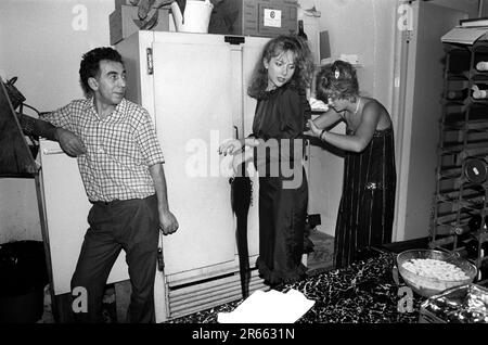 Teenagers Kings Road Chelsea night club 1980s Britain