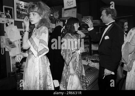 Teenagers Kings Road Chelsea night club 1980s Britain