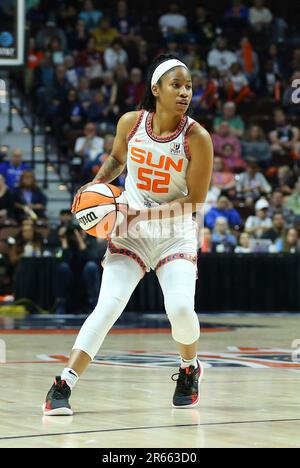 UNCASVILLE, CT - JUNE 06: Connecticut Sun head coach Stephanie White ...