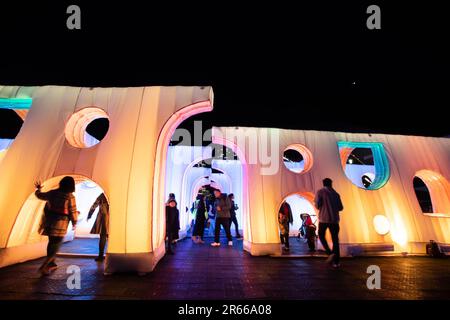 Sydney, Australia. 7th June, 2023. People enjoy light installations during the Vivid Sydney light festival in Sydney, Australia, June 7, 2023. As one of Sydney's most iconic events, Vivid Sydney is held from May 26 to June 17 this year, celebrating the soul of Sydney with illuminations, installations and interactive events. Credit: Hu Jingchen/Xinhua/Alamy Live News Stock Photo