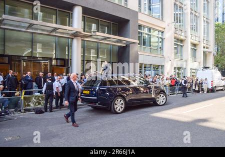 London, England, UK. 7th June, 2023. Prince Harry's transport outside the High Court, Rolls Building. Several high-profile people, including Prince Harry, have taken legal action against Mirror Group Newspapers over alleged unlawful information gathering, including phone hacking. (Credit Image: © Vuk Valcic/ZUMA Press Wire) EDITORIAL USAGE ONLY! Not for Commercial USAGE! Stock Photo