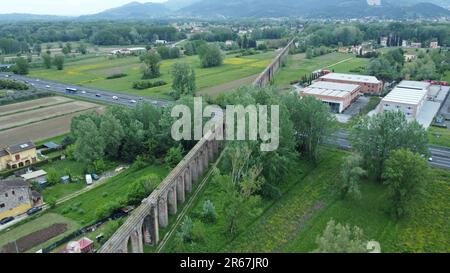 Aqueduct of Nottolini, built 1823-1851 to supply water to the city of Lucca, Tuscany Italy. Severed in 1923 by Mussolini building autostrada A11 Stock Photo