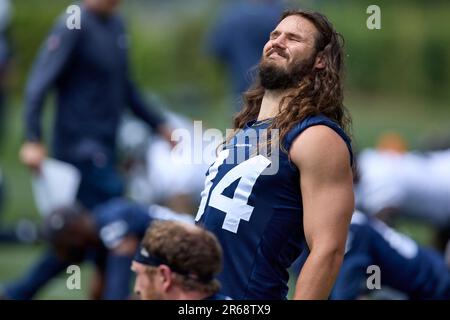 Seattle Seahawks tight end Colby Parkinson (84) during an NFL football game  against the Arizona Cardinals, Sunday, Oct. 16, 2022, in Seattle, WA. The  Seahawks defeated the Cardinals 19-9. (AP Photo/Ben VanHouten