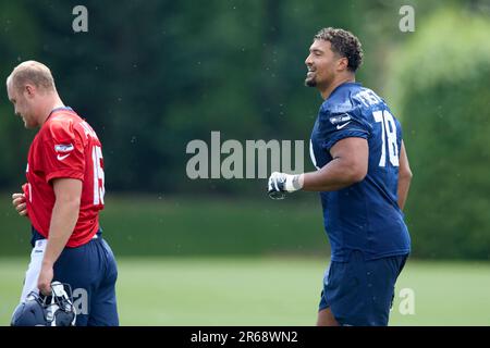 Seattle Seahawks tackle Stone Forsythe (78) walks off the field after  minicamp Tuesday, June 6, 2023, at the NFL football team's facilities in  Renton, Wash. (AP Photo/Lindsey Wasson Stock Photo - Alamy