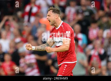 Cottbus, Germany. 07th June, 2023. Soccer: Regionalliga - Promotion round to the 3rd league, first leg, FC Energie Cottbus - SpVgg Unterhaching, Stadion der Freundschaft. Cottbus' Timmy Thiele cheers. Credit: Robert Michael/dpa/Alamy Live News Stock Photo