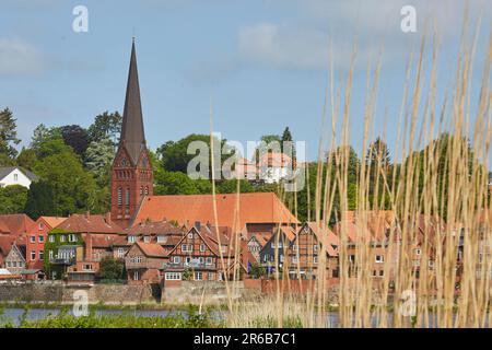 Blick auf Lauenburg an der Elbe, Schleswig-Holstein, Niedersachsen Credit: Sarah Bömer Fotografie Stock Photo