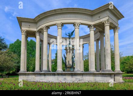 The Welsh National War Memorial in Alexandra Gardens, Cathays Park, Cardiff. Stock Photo