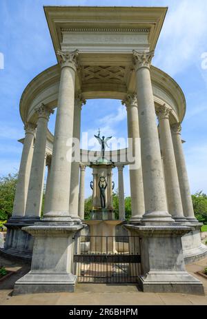 The Welsh National War Memorial in Alexandra Gardens, Cathays Park, Cardiff. Stock Photo