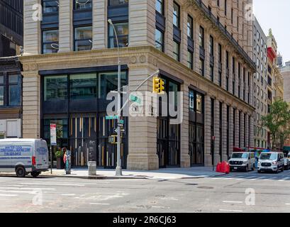 817 Broadway is a NYC-designated landmark office building at the eastern edge of Greenwich Village, built in 1898 to plans of George B. Post. Stock Photo