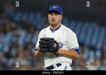 “Watching Alejandro Kirk run as fast as he can is truly a sublime viewing  experience” - Toronto Blue Jays fans continue praising future All-Star  catcher after he speeds around the bases for an RBI double