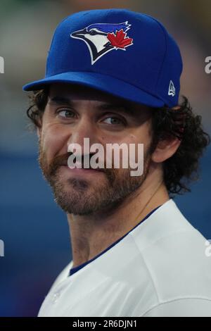 Toronto, Can. 08th June, 2023. June 8, 2023, TORONTO, ON, CAN: Toronto Blue  Jays relief pitcher Erik Swanson fields a ball off the bat of Houston  Astros' Jeremy Pena during eighth inning