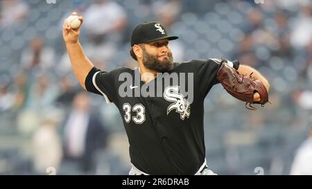 Miami Marlins first base coach Jon Jay, left, and Chicago White Sox's Lance  Lynn talk before a baseball game between the two clubs Saturday, June 10,  2023, in Chicago. (AP Photo/Charles Rex