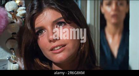 THE GRADUATE (1967) ANNE BANCROFT, KATHARINE ROSS, DUSTIN HOFFMAN GRD ...