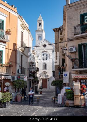 BARI, ITALY - OCTOBER 30, 2021: Basilica Cattedrale Metropolitana Primaziale San Sabino in Bari, Italy viewed from Piazza Federico II di Svevia Stock Photo