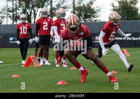 San Francisco 49ers wide receiver Jauan Jennings against the Arizona  Cardinals during an NFL football game in Santa Clara, Calif., Sunday, Nov.  7, 2021. (AP Photo/Tony Avelar Stock Photo - Alamy