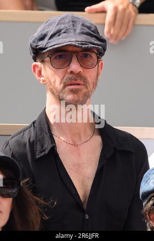 Paris, France. 09th June, 2023. Calogero attends the 2023 French Open at Roland Garros on June 9, 2023 in Paris, France. Photo by Laurent Zabulon/ABACAPRESS.COM Credit: Abaca Press/Alamy Live News Stock Photo