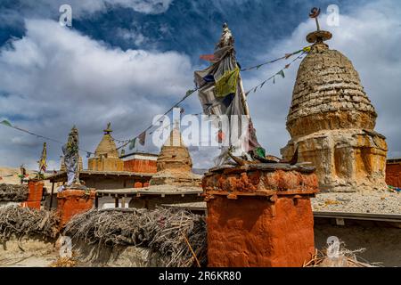 Stupas (chorten) in Lo-Manthang village, Kingdom of Mustang, Himalayas, Nepal, Asia Stock Photo