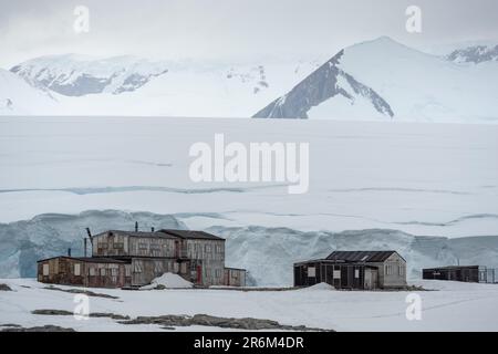 Abandoned BAS Research Station Hut at Stoningtpn Island, Marguerite Bay, Antarctic Peninsula, Antarctica Stock Photo