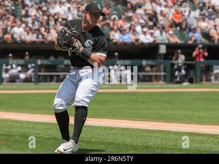 CHICAGO, IL - APRIL 15: Chicago White Sox first baseman Andrew